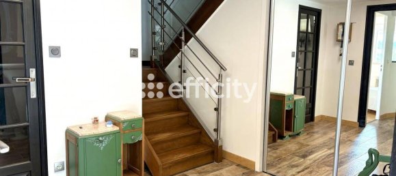 4 bedrooms House in L'Horme, France No. 360926 18