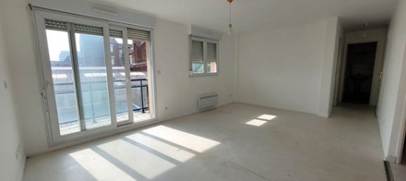 1 bedroom Apartment in Lens, France No. 315330 4