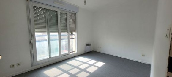 1 bedroom Apartment in Lens, France No. 315330 2