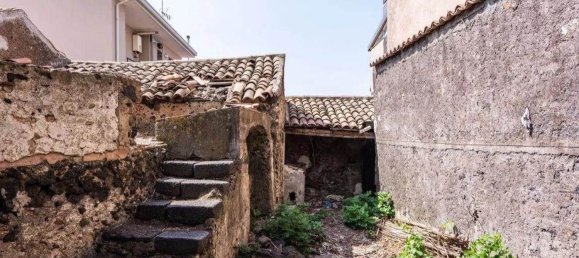 3 rooms House in Belpasso, Italy No. 132839 30