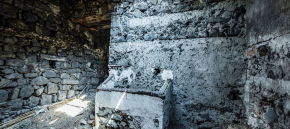 3 rooms House in Belpasso, Italy No. 132839 13