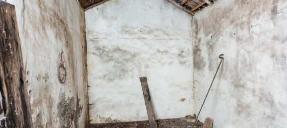 3 rooms House in Belpasso, Italy No. 132839 9