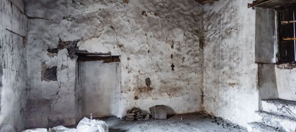 3 rooms House in Belpasso, Italy No. 132839 4