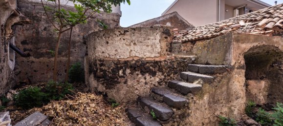 3 rooms House in Belpasso, Italy No. 132839 25