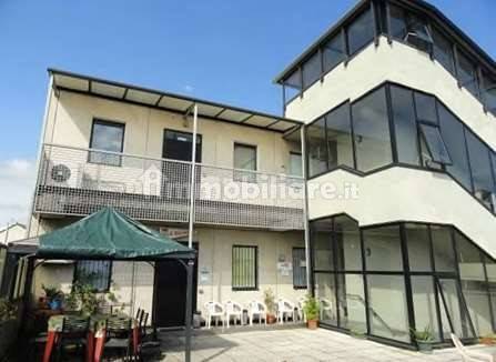 2غرفة عقار تجاري في Paderno Dugnano, Italy رقم 279103