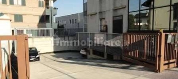 2غرفة عقار تجاري في Paderno Dugnano, Italy رقم 279103 2