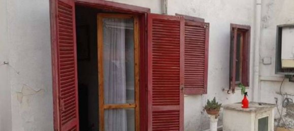 Casa de 5 habitaciónes en Anzio, Italy No. 200787 2