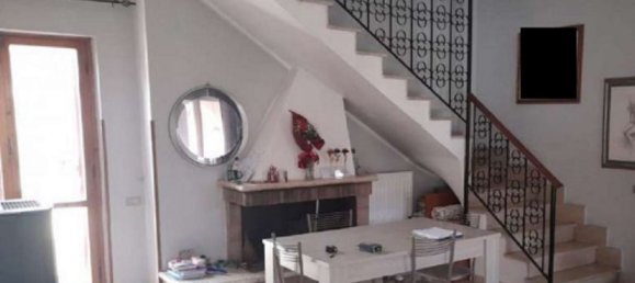 Casa de 5 habitaciónes en Anzio, Italy No. 200787 17