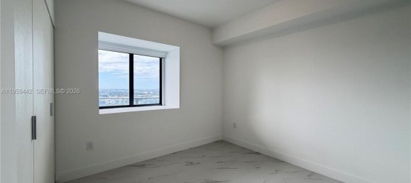 3 dormitorios propiedad comercial en alquiler en Miami, Miami-Dade, Florida, USA № 614258 20