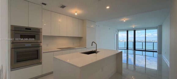 3 dormitorios propiedad comercial en alquiler en Miami, Miami-Dade, Florida, USA № 614258 28