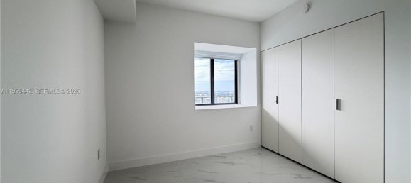 3 dormitorios propiedad comercial en alquiler en Miami, Miami-Dade, Florida, USA № 614258 17