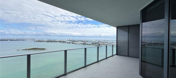 3 dormitorios propiedad comercial en alquiler en Miami, Miami-Dade, Florida, USA № 614258 22