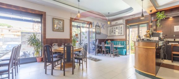 4 rooms Commercial property in Rome, Italy No. 356198 2