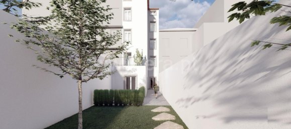 537m² Building in Porto, Portugal No. 143078 2