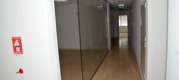  عقار تجاري في Nicosia, Cyprus 230متر مربع رقم 24522 4