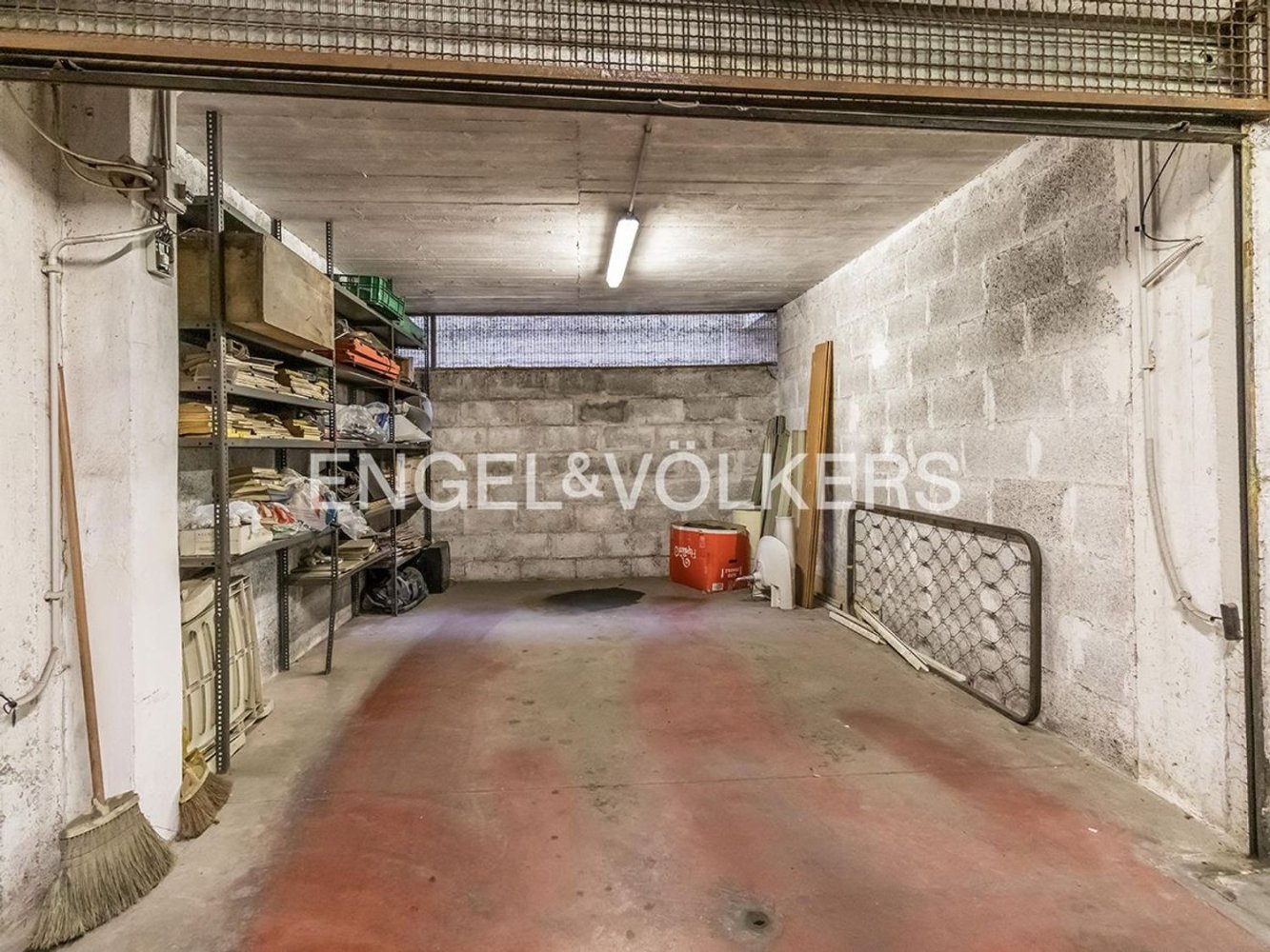 Garage in Rome, Italy 15m², Nr. 129231