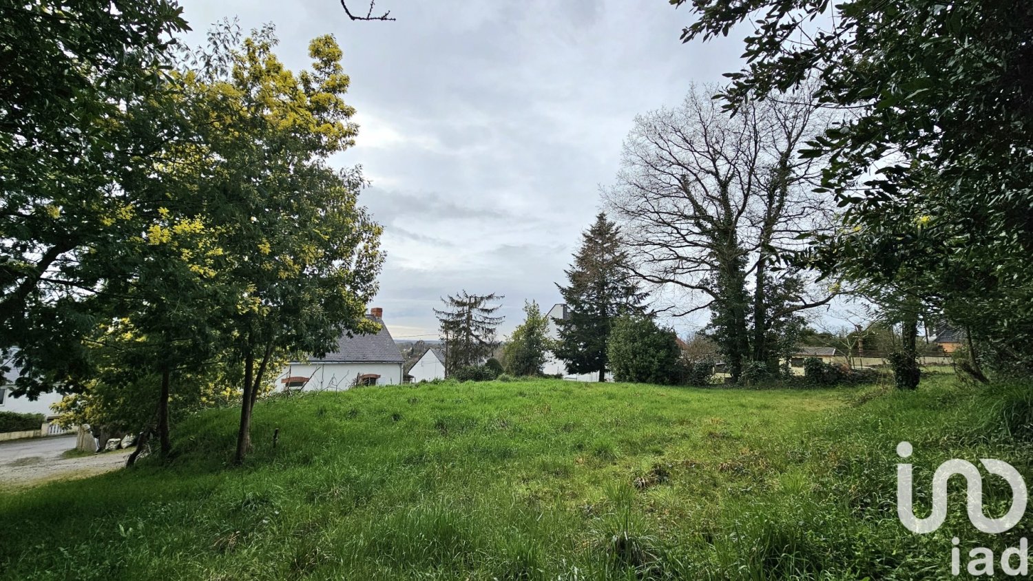 Terreno en Savenay, France No. 99907