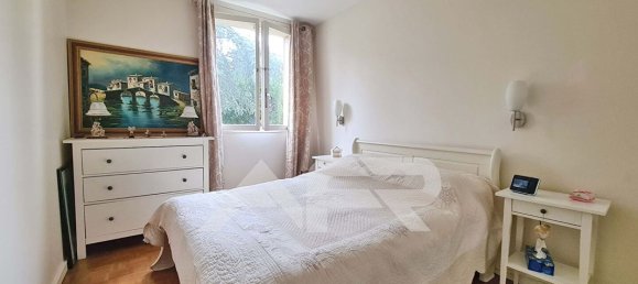 3 bedrooms Apartment in Chatou, France No. 163139 5