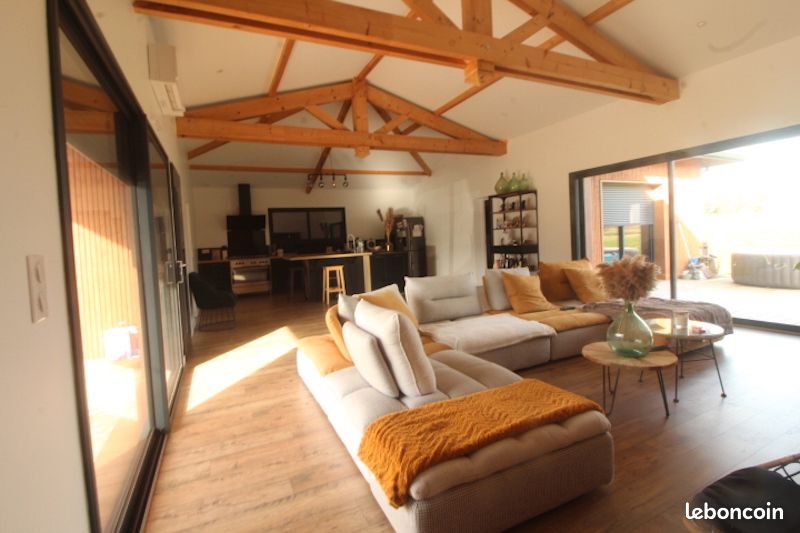 3 bedrooms House in Saubrigues, France No. 97663