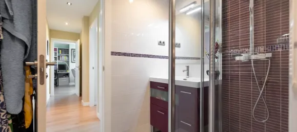 4 bedrooms Apartment in Madrid, Spain No. 142305 7