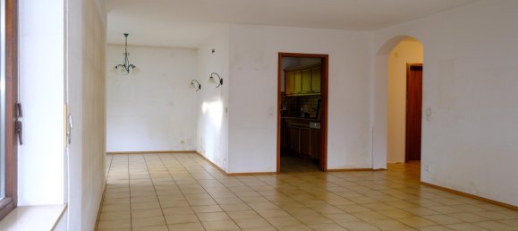 Apartamento de 2 dormitorios en Baden-Baden, Germany No. 3863 2