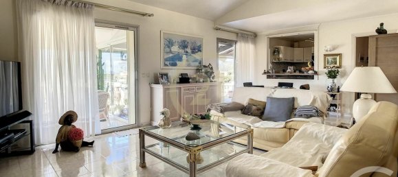 4 Schlafzimmer Haus in Mougins, France, Nr. 322579 8