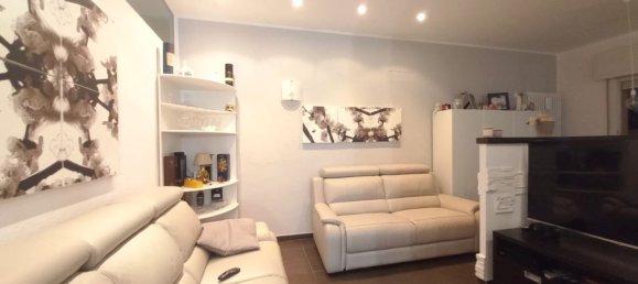 4 bedrooms Villa in Medicina, Italy No. 337791 2