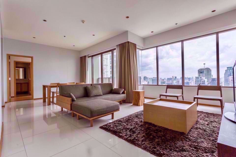 2 bedrooms Condo in The Emporio Place Bangkok, Thailand No. 29736