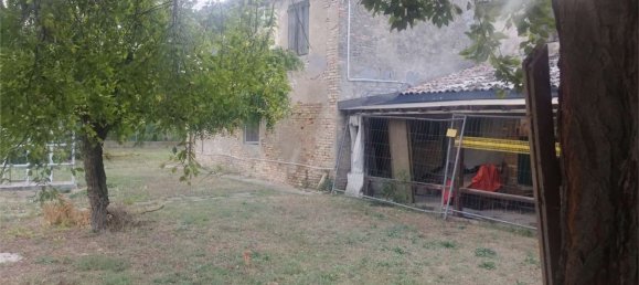 825m² Commercial property in Ravenna, Italy No. 269904 23