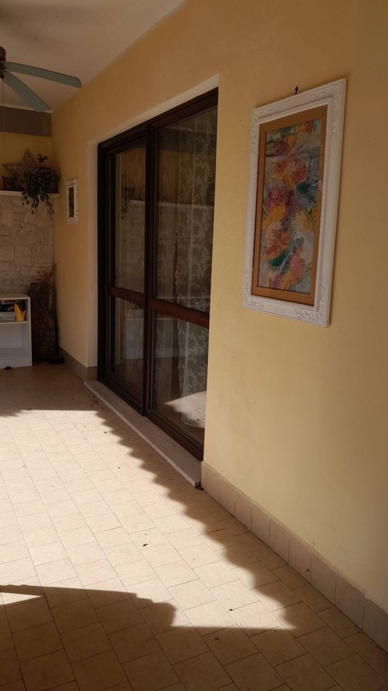5 rooms Villa in Pomezia, Italy No. 193141
