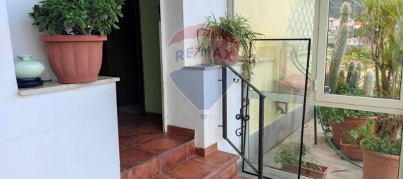 Casa de 3 dormitorios en Carini, Italy No. 166387 3