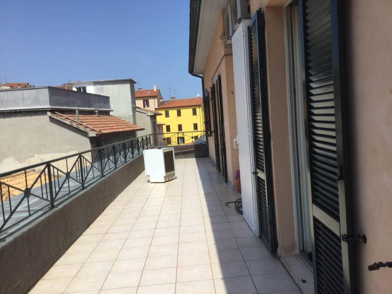 6 rooms Apartment in Ancona, Italy No. 24510