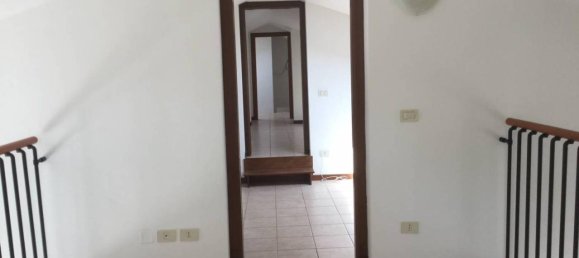 6 rooms Apartment in Ancona, Italy No. 24510 12