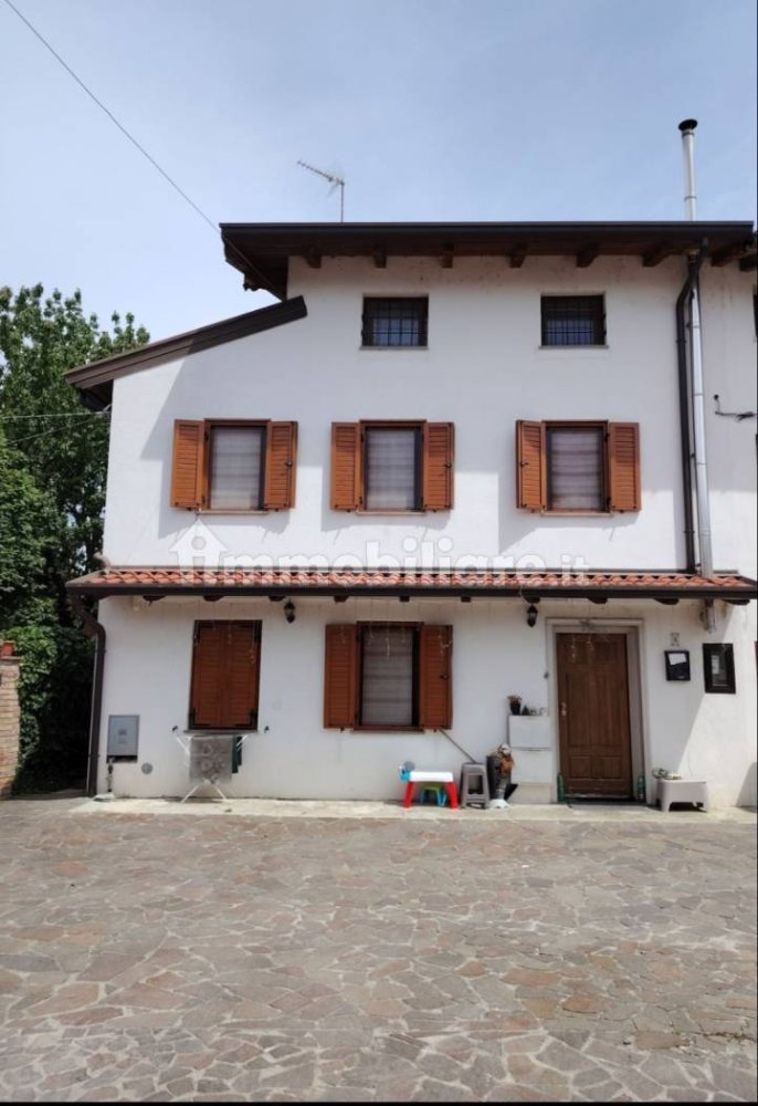 3 bedrooms Villa in Gorizia, Italy No. 325745