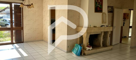 Casa de 4 dormitorios en Vayres, France No. 277801 3