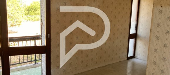 Casa de 4 dormitorios en Vayres, France No. 277801 2