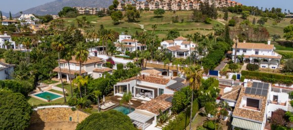 5 bedrooms Villa in Marbella, Spain No. 106221 43