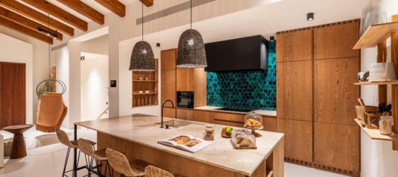 5 bedrooms Villa in Marbella, Spain No. 106221 23