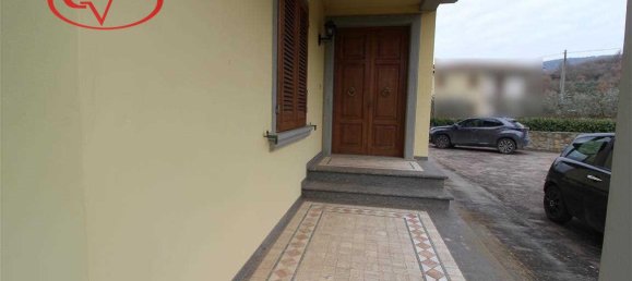 7-Zimmer Villa in Loro Ciuffenna, Italy, Nr. 230653 32