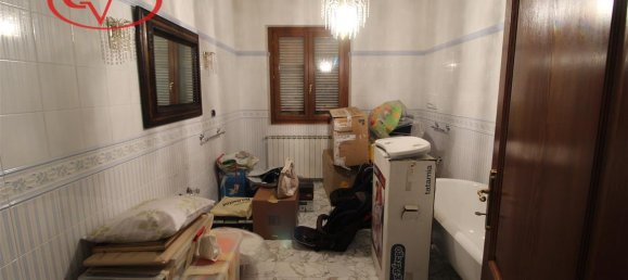 7-Zimmer Villa in Loro Ciuffenna, Italy, Nr. 230653 16