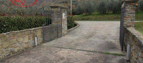 7-Zimmer Villa in Loro Ciuffenna, Italy, Nr. 230653 5