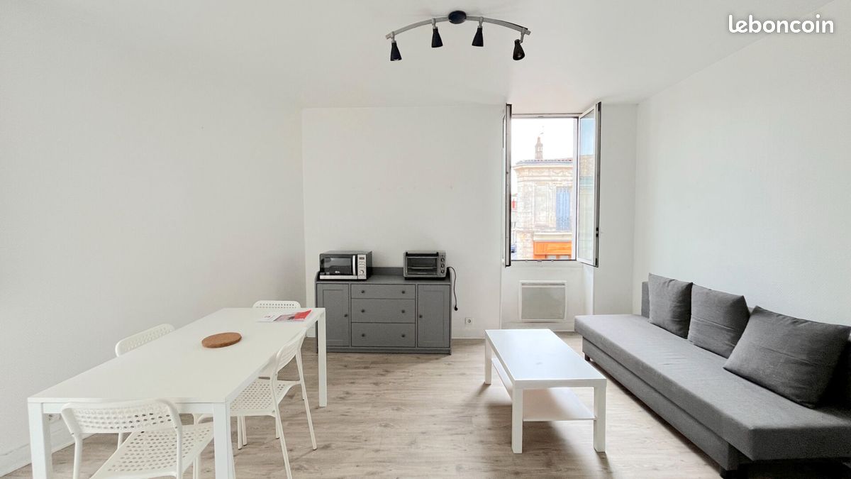 1 bedroom Apartment in Bordeaux, France No. 103043