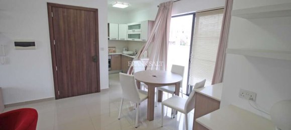1 bedroom Penthouse in Sliema, Malta No. 9924 6