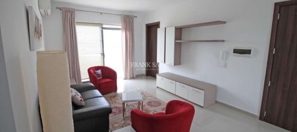1 bedroom Penthouse in Sliema, Malta No. 9924 2