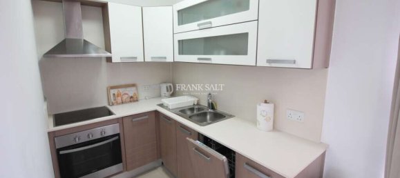 1 bedroom Penthouse in Sliema, Malta No. 9924 5