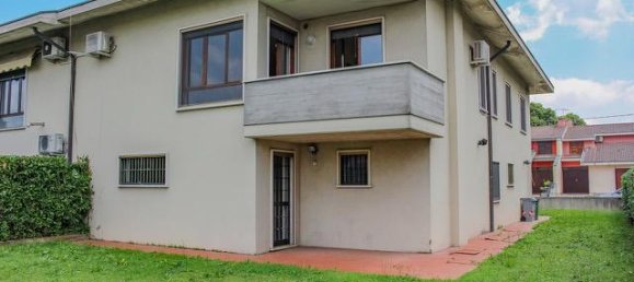 Вилла с 7 комнатами в Монтичелло Конте Отто, Италия № 107147 10