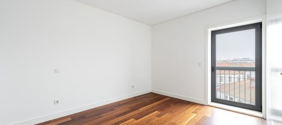 4 rooms Apartment in Porto, Portugal No. 144553 24