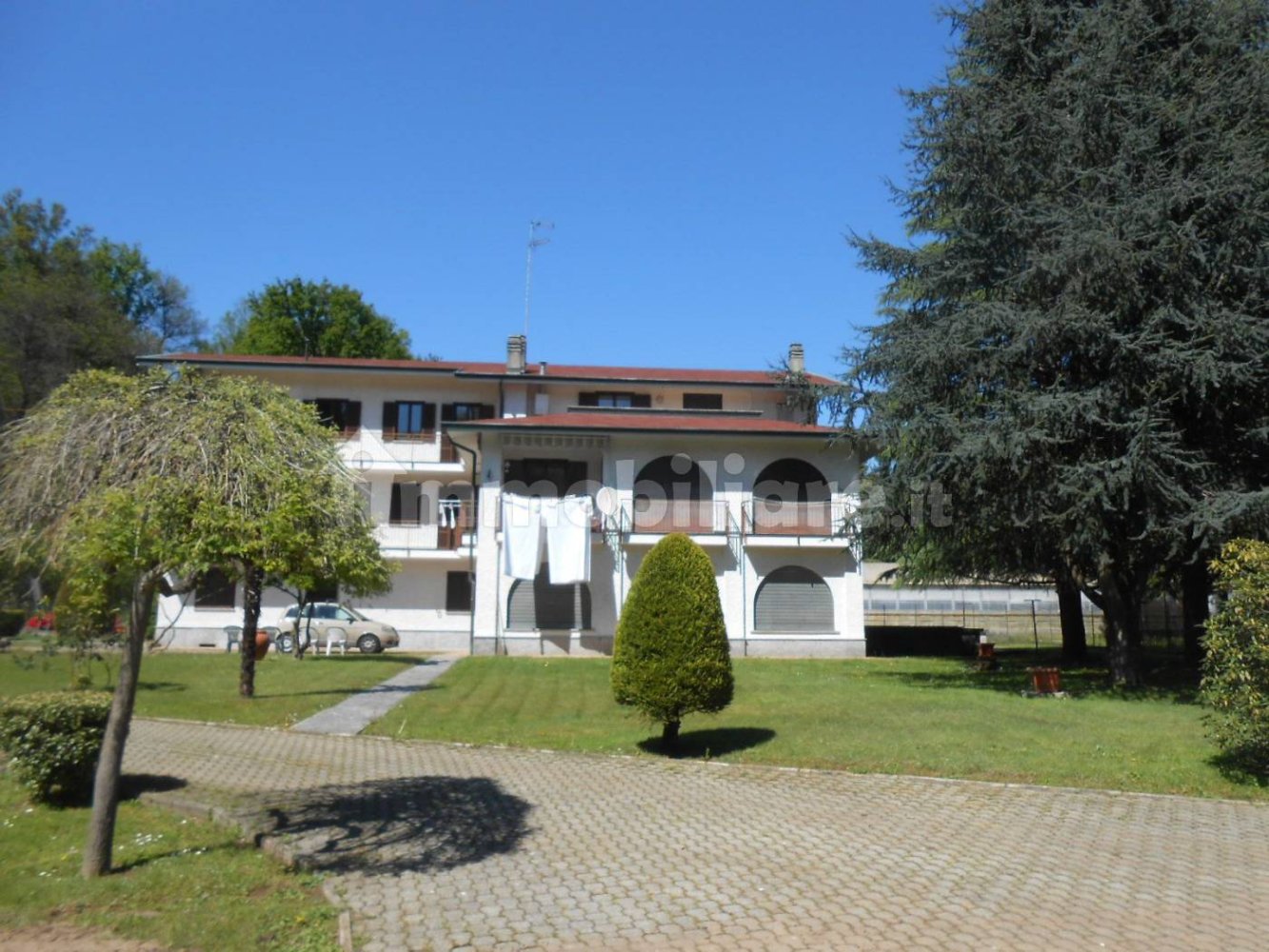 5 bedrooms Villa in Invorio, Italy No. 166367