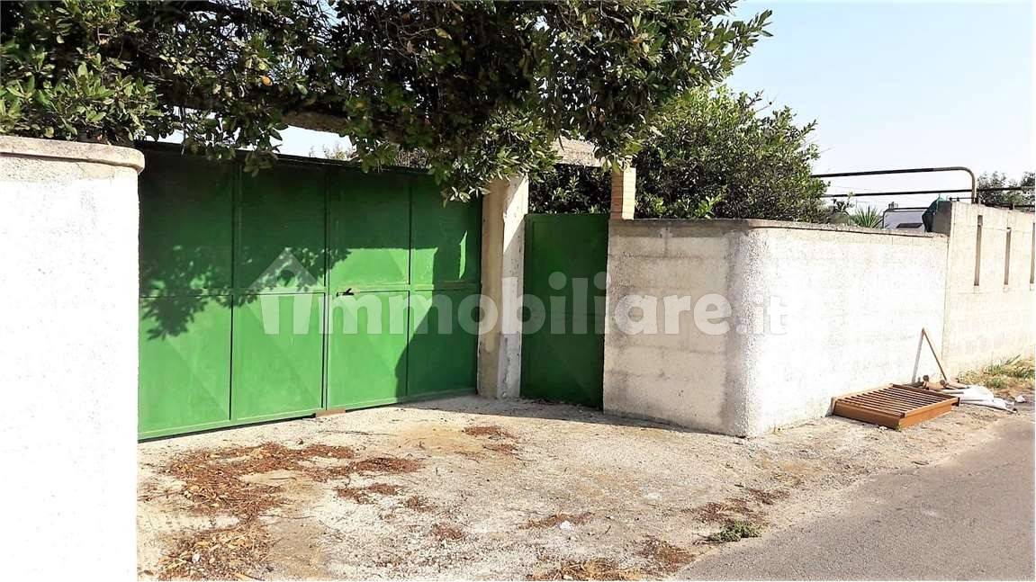 600m² Land in Torchiarolo, Italy No. 114312