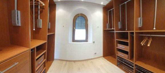 Дом с 6 спальнями в Бенахавис, Испания № 145157 24